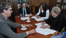 Kanadský velvyslanec se zúčastnil  podpisu Memoranda o porozumění v Nadaci Olgy Havlové